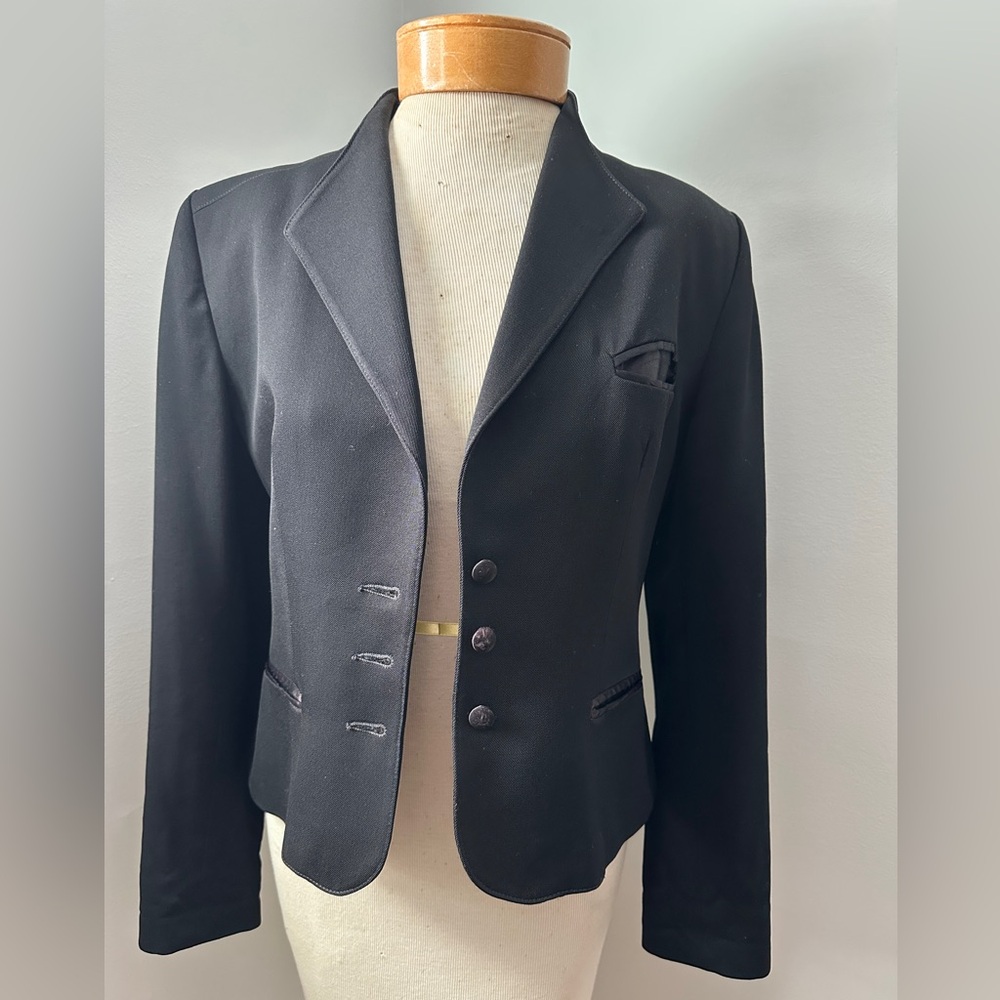 Fitted vintage black wool jacket